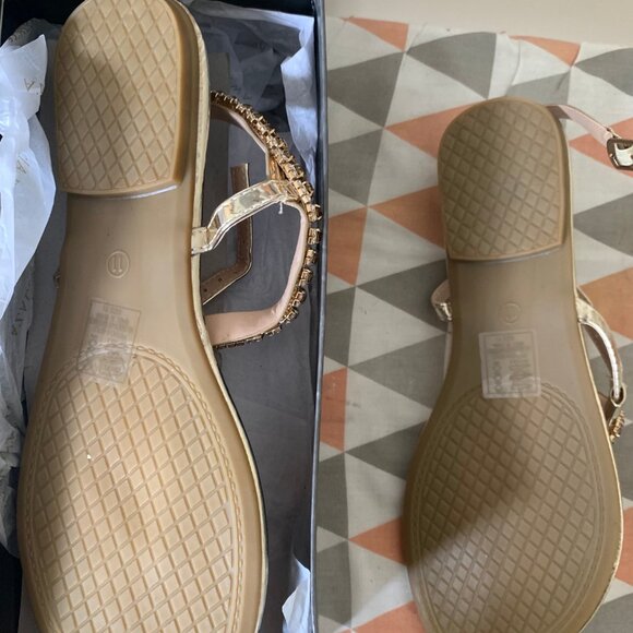 Azalea Wang Gold Snake Sandals - New in Box - Picture 3 of 3